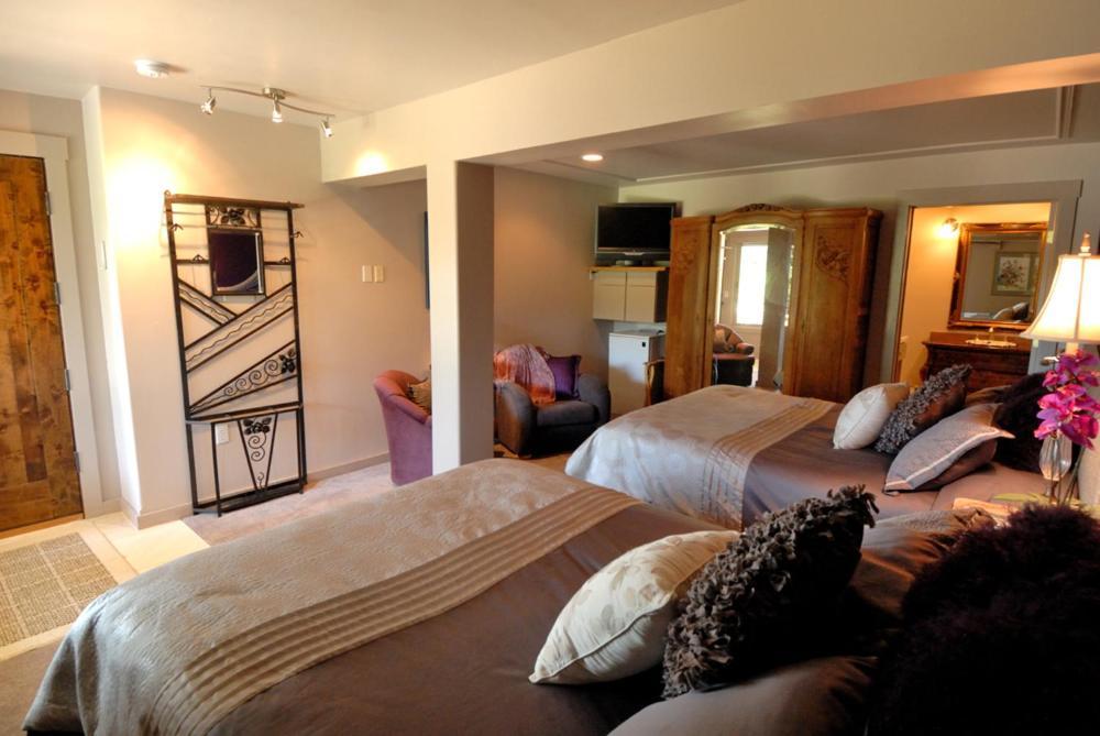 Swan River Inn Bigfork Room photo